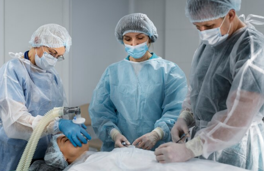 Best Scoliosis Surgery Centre in Lajpat Nagar