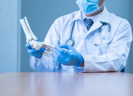 Best Orthopedic Surgeon in Lajpat Nagar