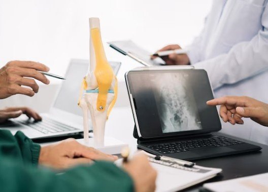 Best Orthopedic Specialist in Ghaziabad